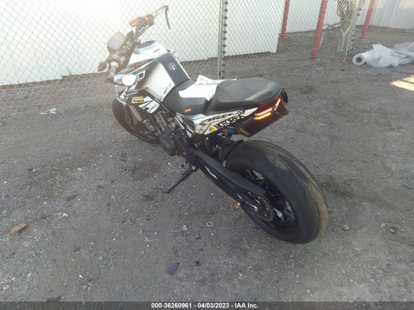 2019 KTM 790 DUKE VBKTU6408KM738993
