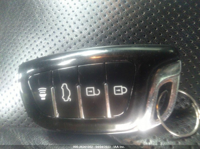 2013 CHRYSLER 300 300C - 2C3CCAET8DH555989