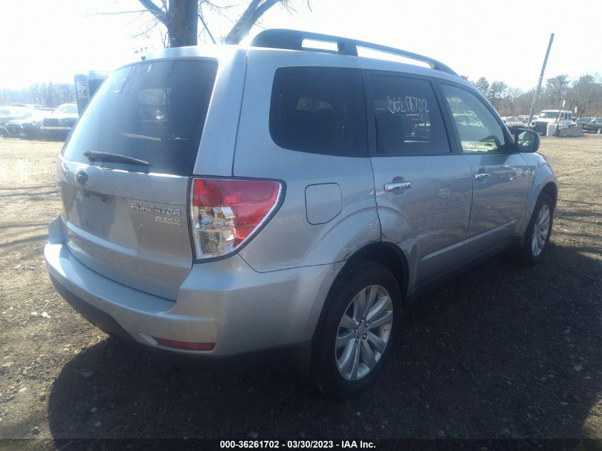 2013 SUBARU FORESTER 2.5X PREMIUM - JF2SHADC1DH437624
