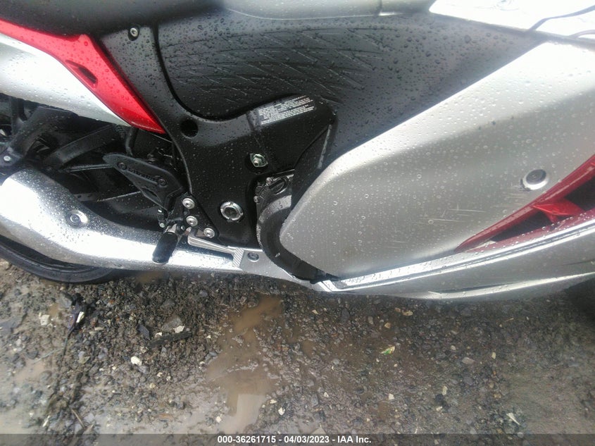 VIN JS1EJ11D0N7100280 2022 SUZUKI GSX1300 RR