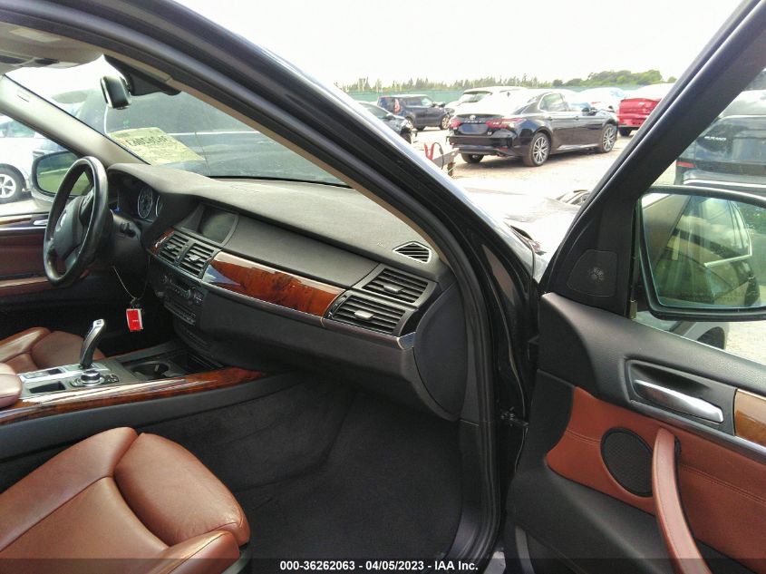 2013 BMW X5 XDRIVE35D - 5UXZW0C55D0B90964