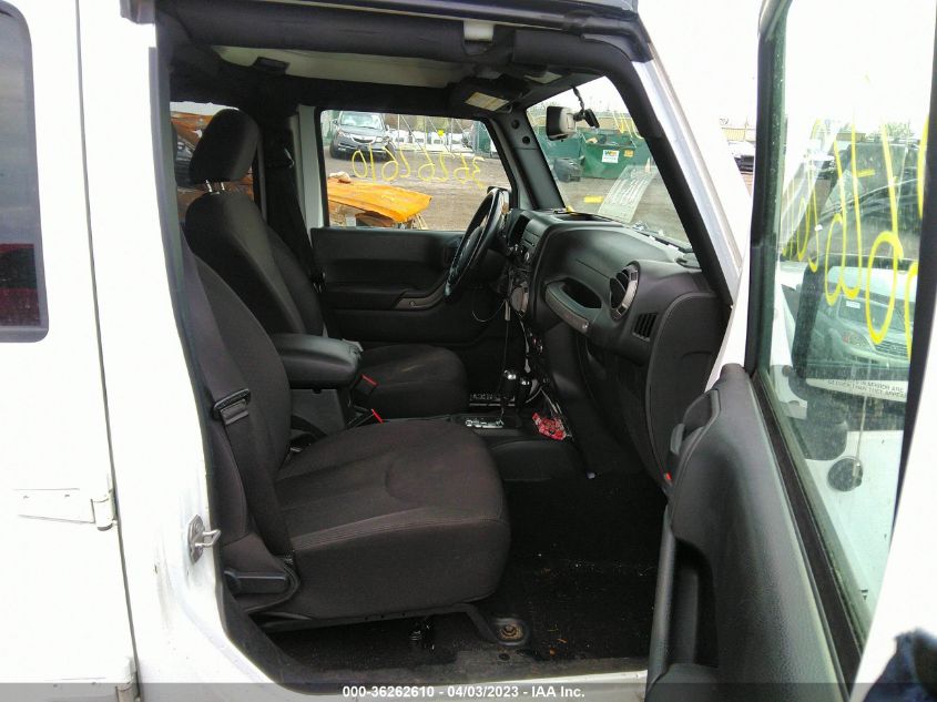 2017 JEEP WRANGLER UNLIMITED SPORT - 1C4BJWDG9HL551229