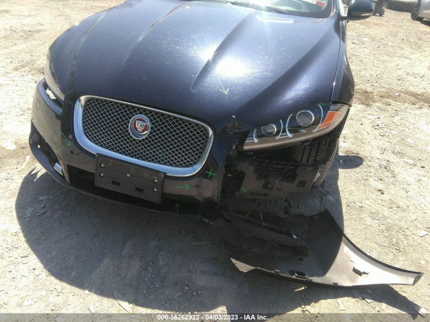 2015 JAGUAR XF I4 T PREMIUM - SAJWA0FS4FPU55712