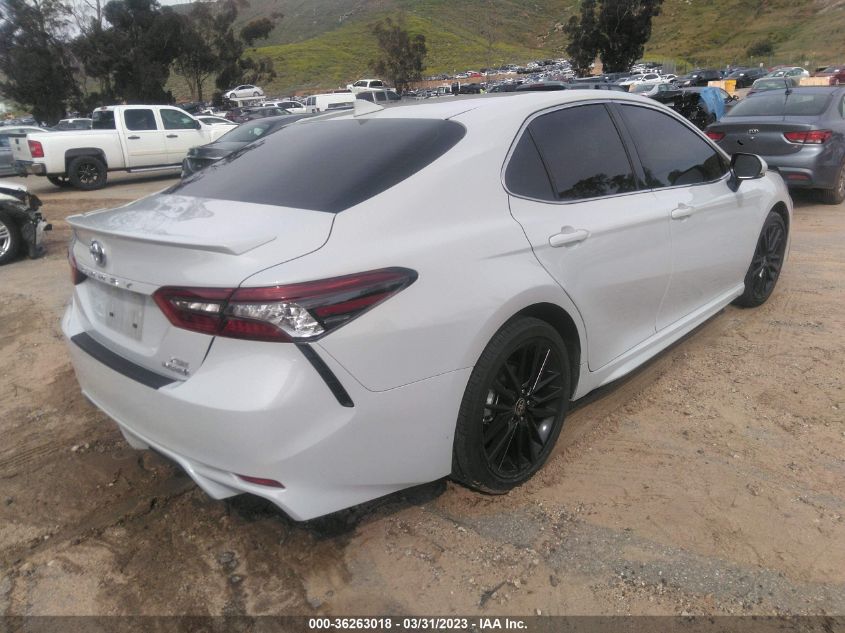 2022 TOYOTA CAMRY HYBRID XSE - 4T1K31AK1NU038077