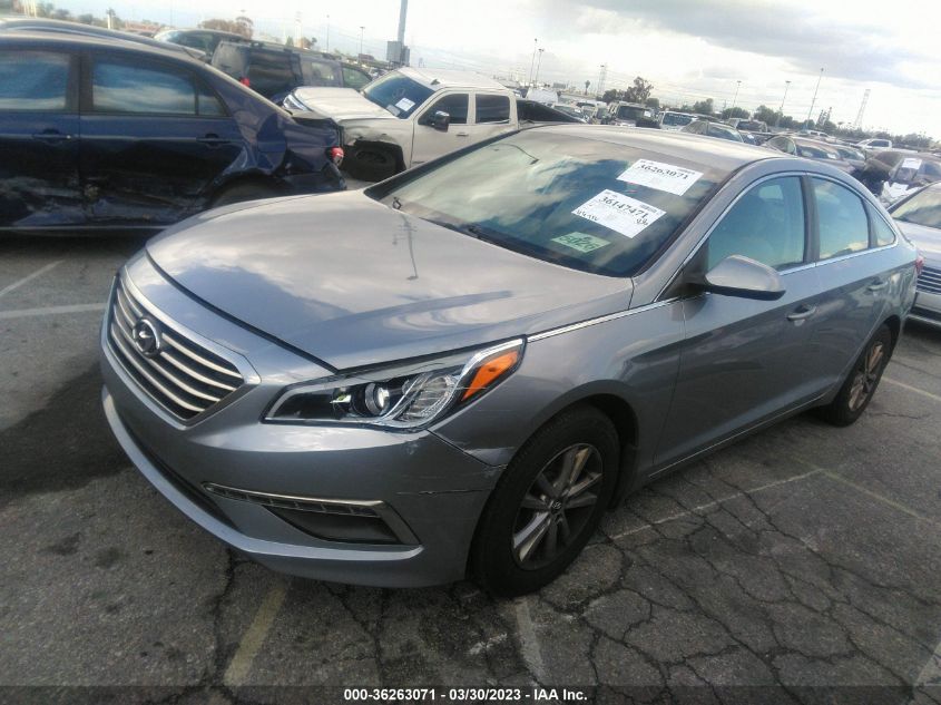 2015 HYUNDAI SONATA 2.4L SE - 5NPE24AF4FH218030