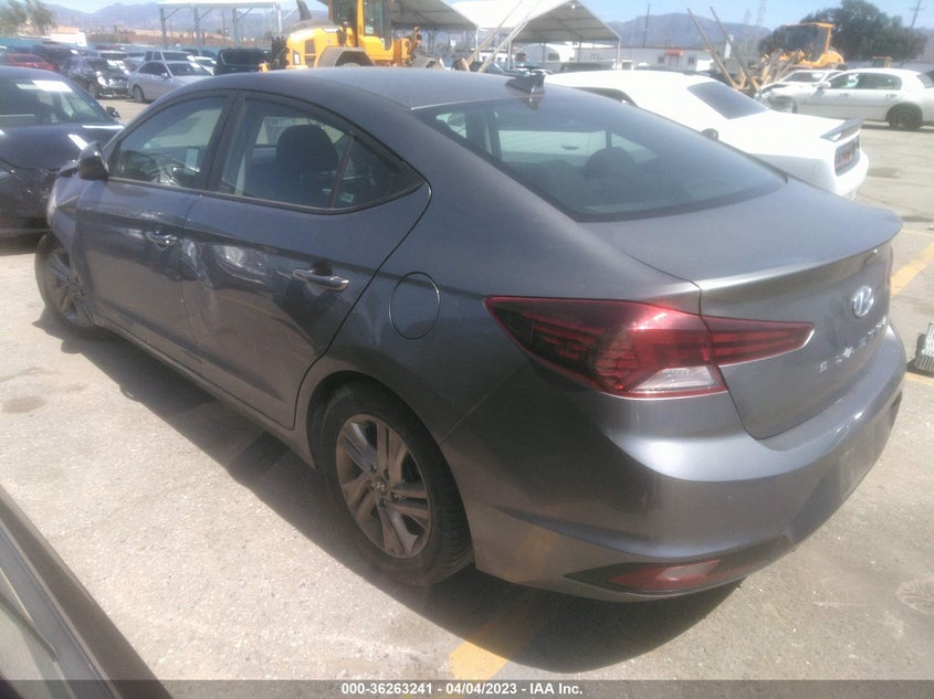 VIN 5NPD84LF2KH423492 2019 HYUNDAI ELANTRA SEL