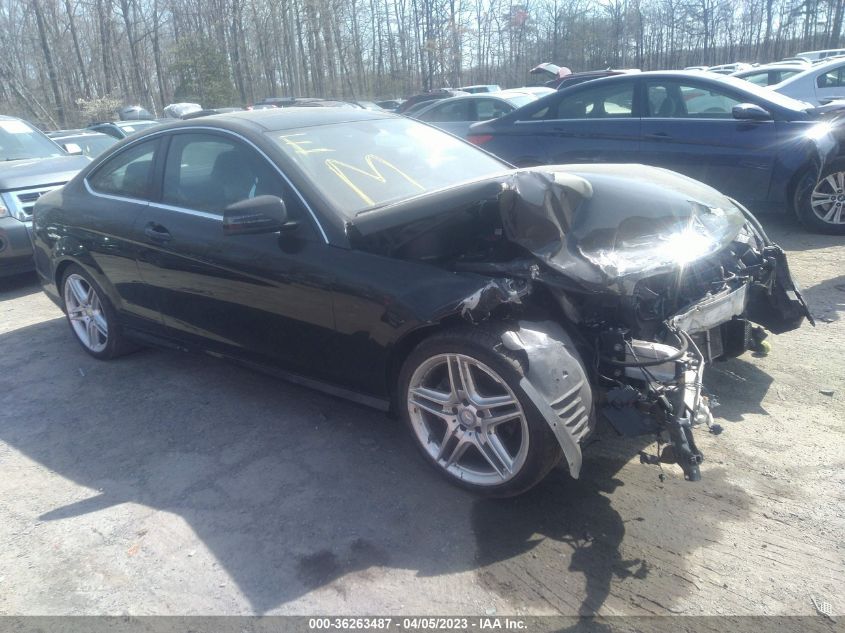 2013 MERCEDES-BENZ C-CLASS C 250 - WDDGJ4HB4DG070368
