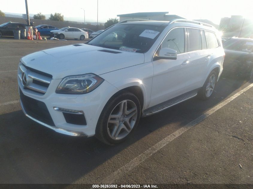 2015 MERCEDES-BENZ GL-CLASS GL 550 - 4JGDF7DE8FA574908