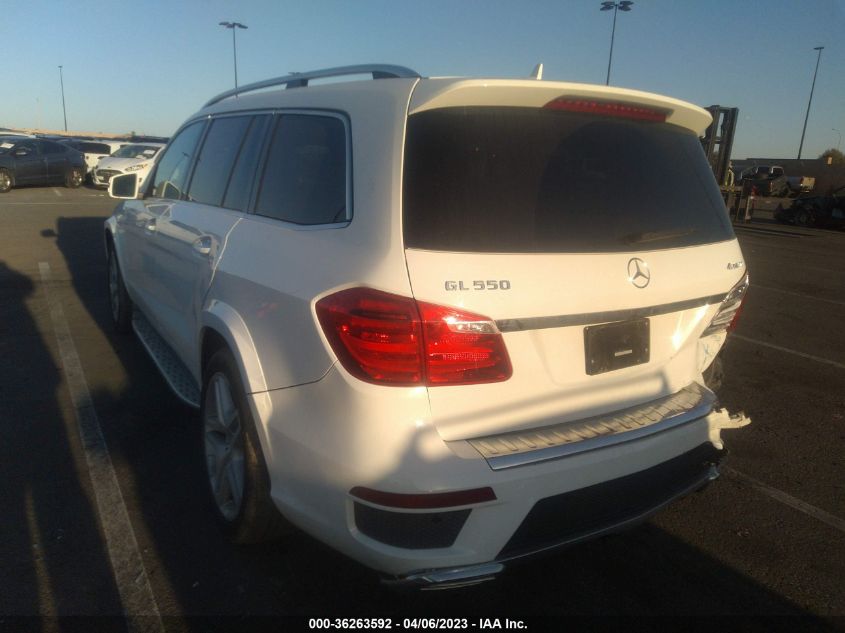 2015 MERCEDES-BENZ GL-CLASS GL 550 - 4JGDF7DE8FA574908