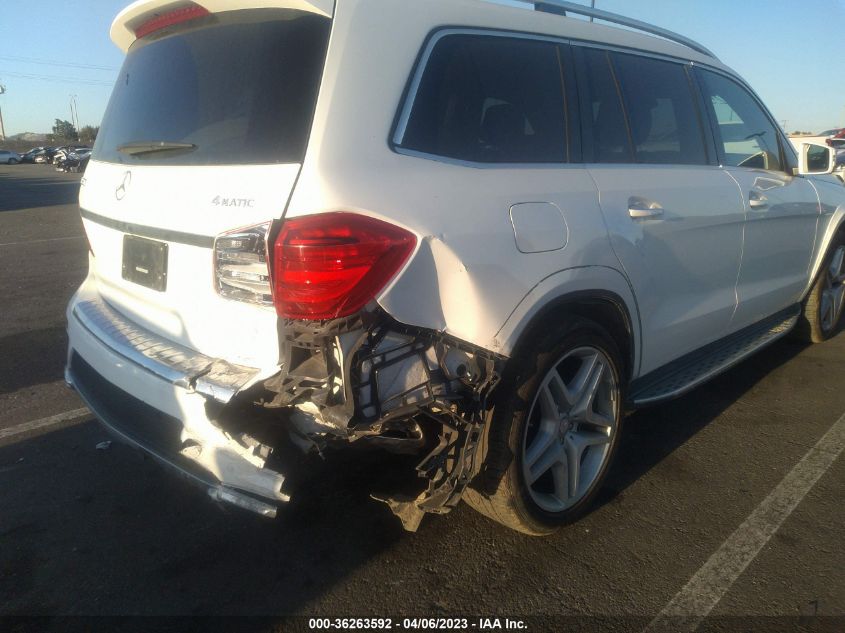 2015 MERCEDES-BENZ GL-CLASS GL 550 - 4JGDF7DE8FA574908