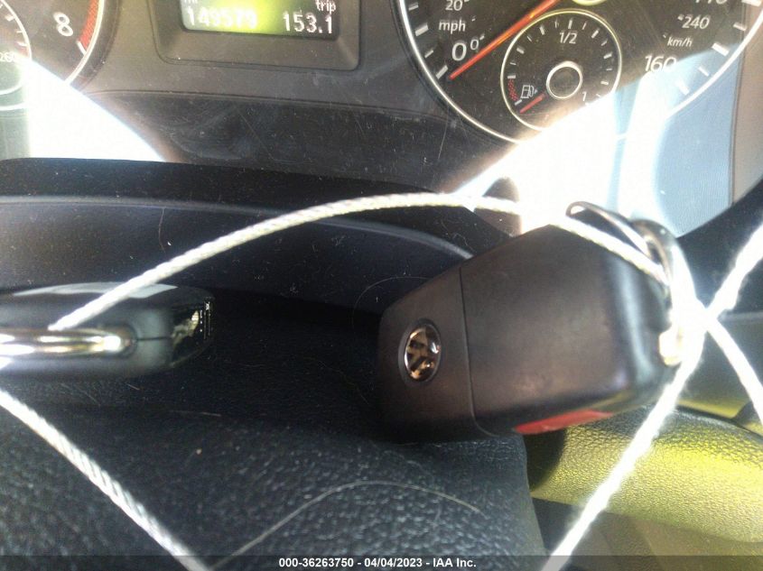 2013 VOLKSWAGEN GLI AUTOBAHN W/NAV 3VW467AJ6DM227516