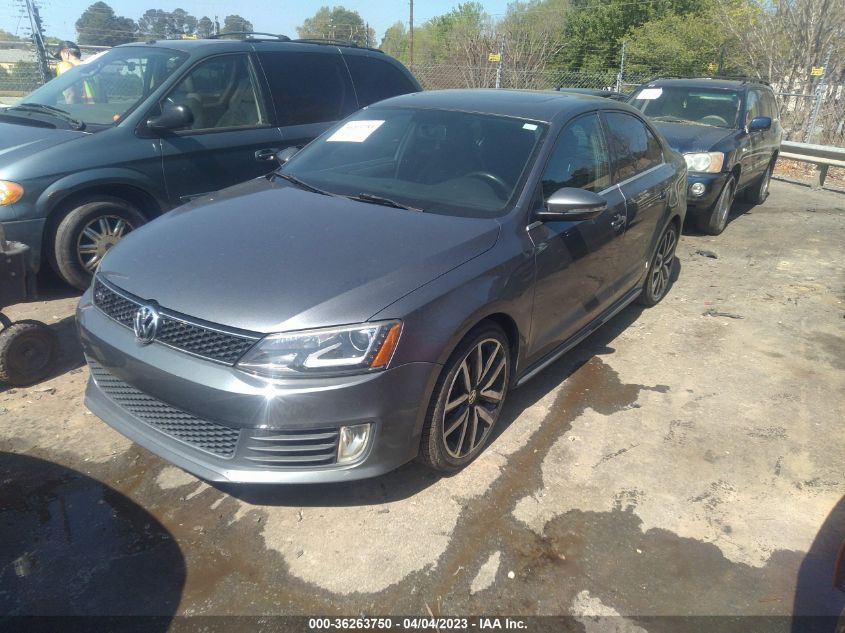 2013 VOLKSWAGEN GLI AUTOBAHN W/NAV 3VW467AJ6DM227516