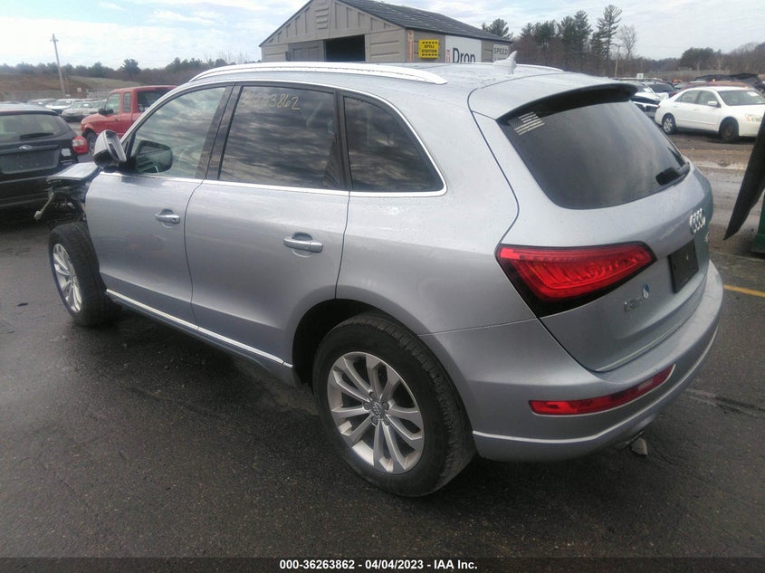 VIN WA1C2AFP0HA017933 2017 AUDI Q5 PREMIUM