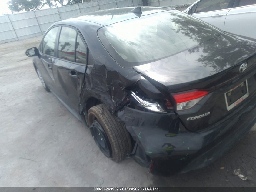 VIN JTDEPMAE4NJ216891 2022 TOYOTA COROLLA LE