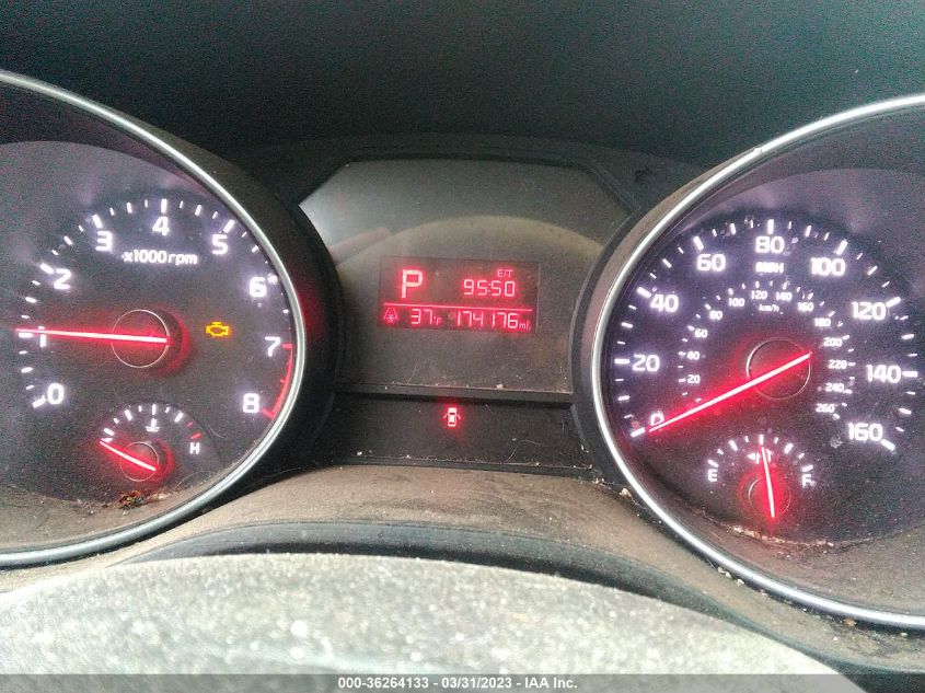 2015 KIA SEDONA LX - KNDMB5C19F6038586