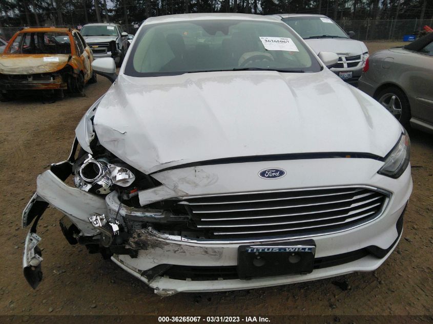 3FA6P0LU6KR210390 Ford Fusion Hybrid SE 6