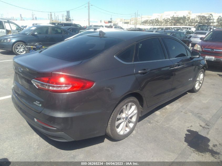 2019 FORD FUSION HYBRID SE 3FA6P0LU2KR208040