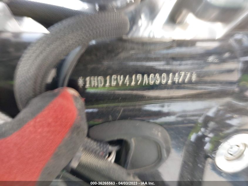 2010 HARLEY-DAVIDSON FXDF - 1HD1GY419AC301477