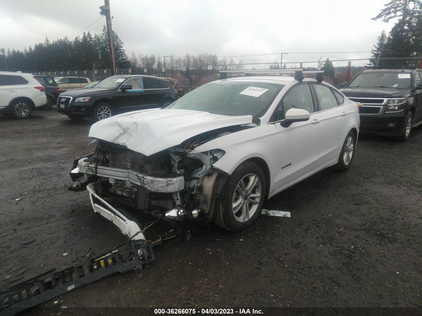 VIN 3FA6P0LU8JR152670 2018 FORD FUSION HYBRID SE