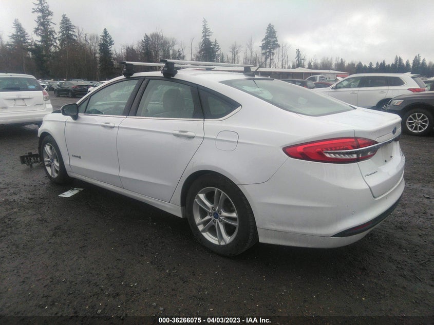 VIN 3FA6P0LU8JR152670 2018 FORD FUSION HYBRID SE