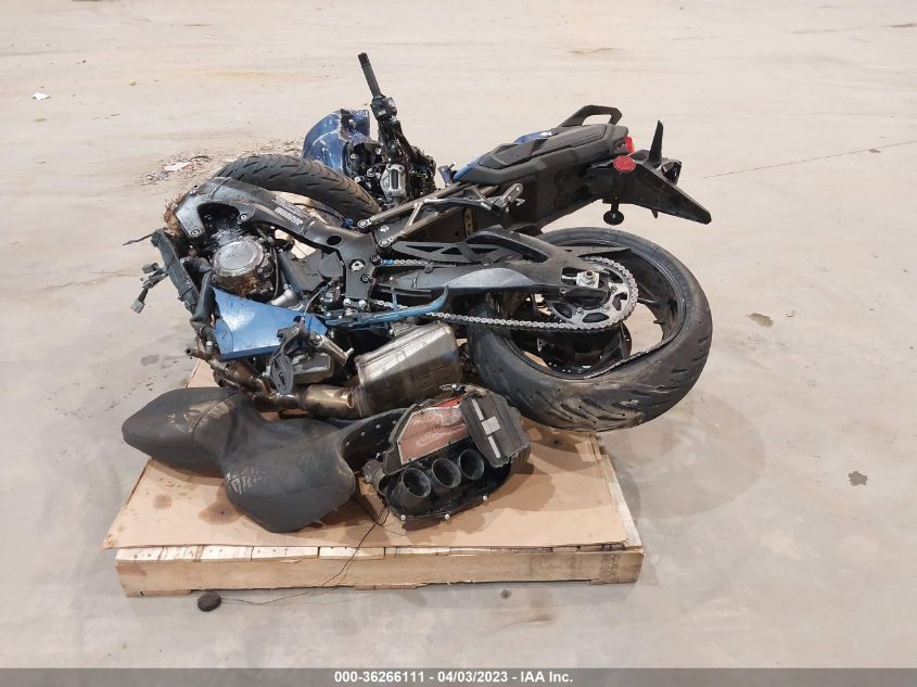 2022 SUZUKI GSX1000 GT/GT+ - JS1EK12B2N7100372
