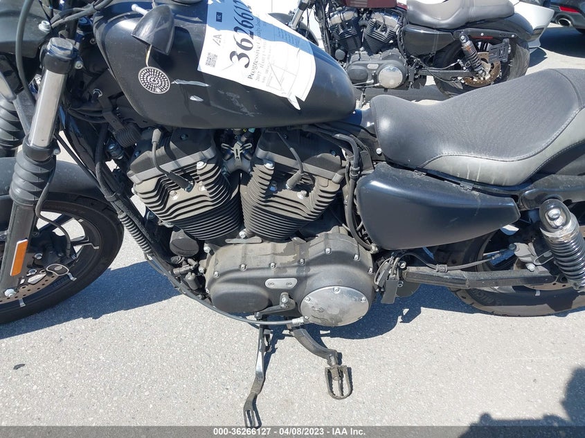 VIN 1HD4LE23XHC408155 2017 HARLEY-DAVIDSON XL883 IRON 883