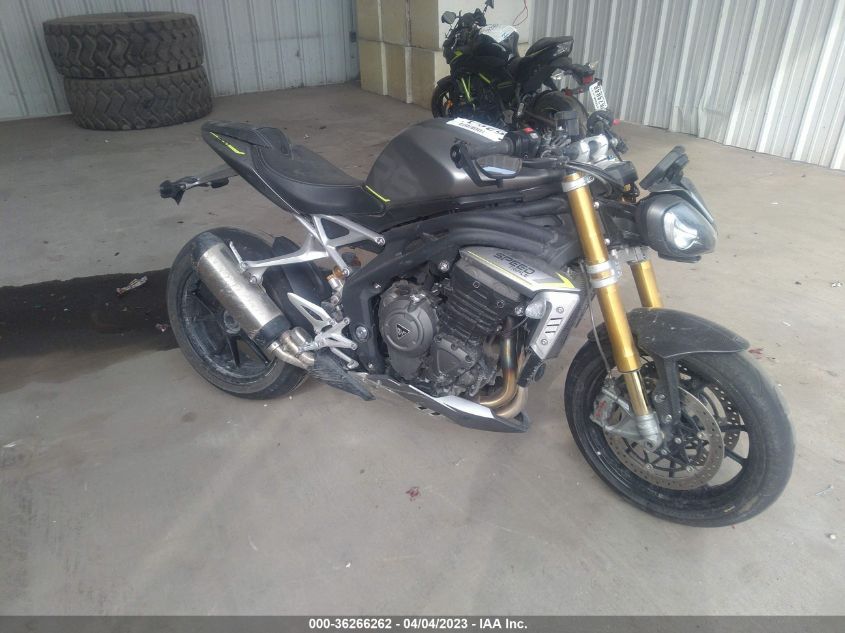 2022 TRIUMPH MOTORCYCLE SPEED TRIPLE 1200 RS - SMTP01ST8NTAG5776