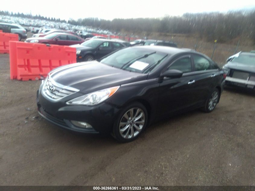 VIN 5NPEC4AC1DH800814 2013 HYUNDAI SONATA no.2