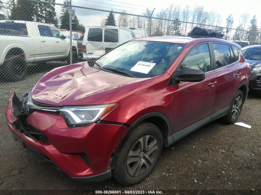 VIN 2T3BFREV8JW784246 2018 TOYOTA RAV4 LE