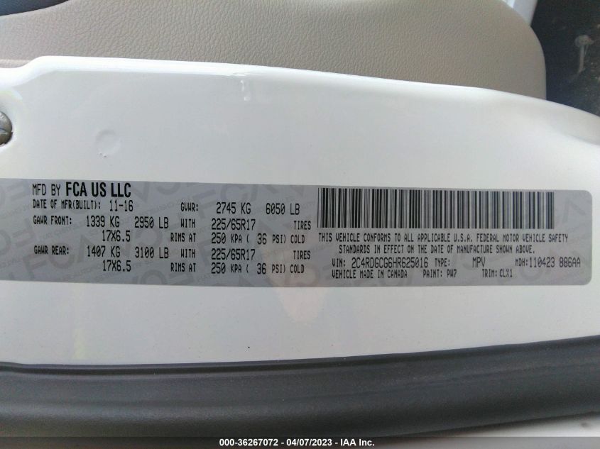 2017 DODGE GRAND CARAVAN SXT - 2C4RDGCG6HR625016