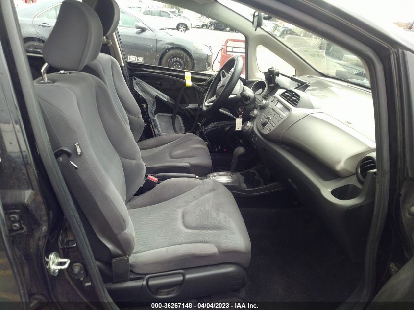 2013 HONDA FIT - JHMGE8H31DC083292