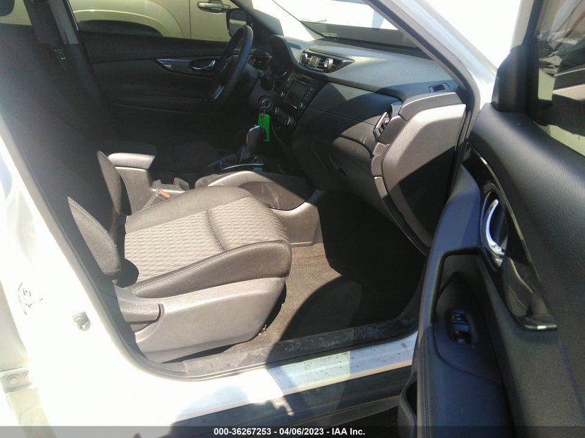 VIN KNMAT2MV7JP584032 2018 NISSAN ROGUE S