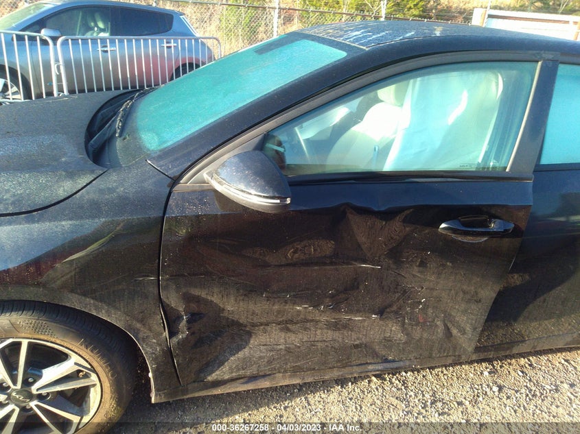 VIN 3KPF24ADXNE473531 2022 KIA FORTE LXS