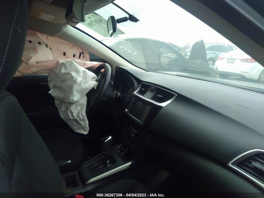 VIN 3N1AB7AP9KY404672 2019 NISSAN SENTRA SV
