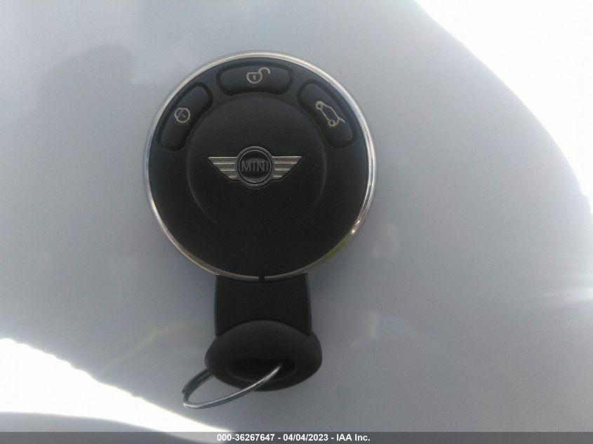 2013 MINI COOPER HARDTOP - WMWSU3C52DT545379