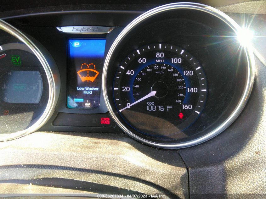 2015 HYUNDAI SONATA HYBRID LIMITED - KMHEC4A45FA128979
