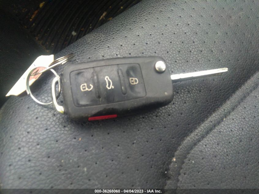 2015 VOLKSWAGEN PASSAT 1.8T LIMITED EDITION - 1VWAS7A34FC107623