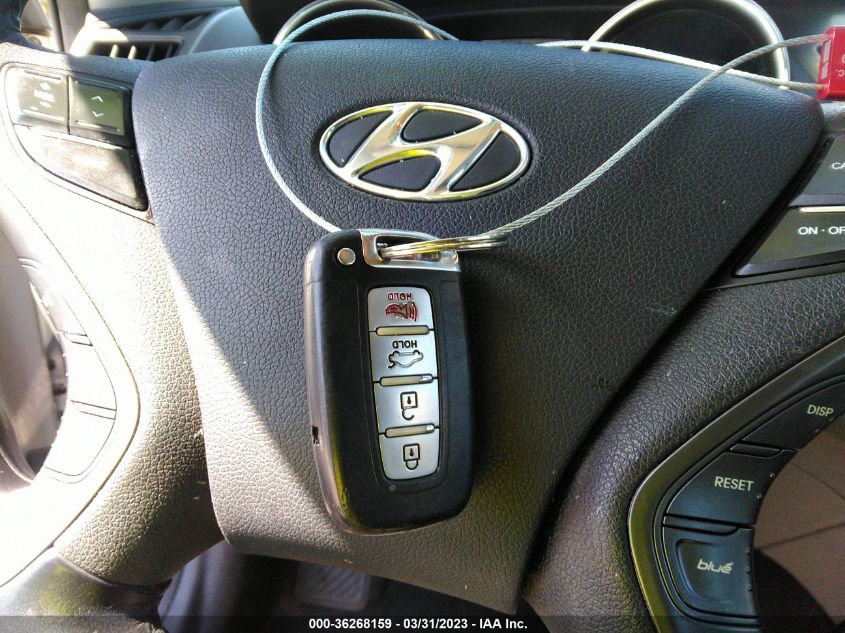 2013 HYUNDAI SONATA HYBRID LIMITED - KMHEC4A44DA072689