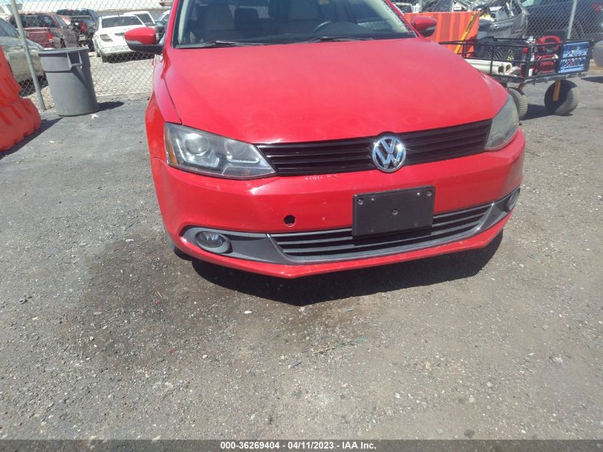 2013 VOLKSWAGEN JETTA SEDAN SE W/CONVENIENCE/SUNROOF - 3VWDP7AJ7DM362341