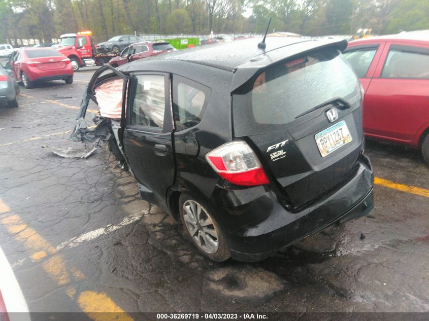 2013 HONDA FIT SPORT - JHMGE8H53DC047802