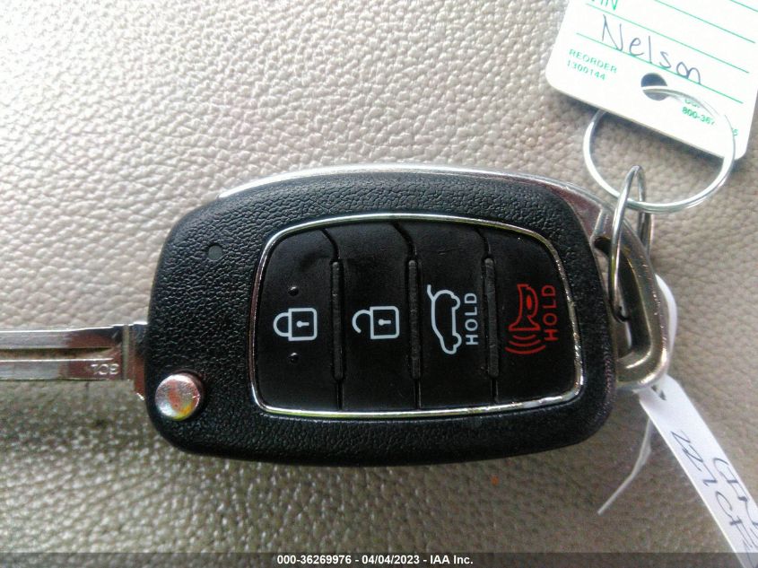 2016 HYUNDAI TUCSON SE - KM8J33A46GU128613