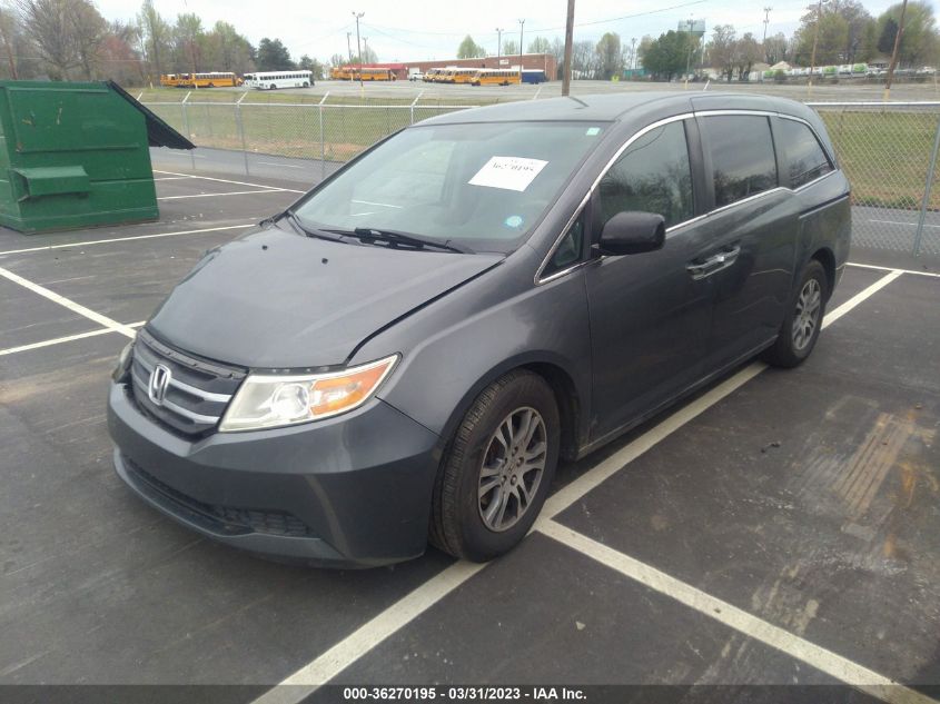 VIN 5FNRL5H4XDB033386 2013 HONDA ODYSSEY no.2