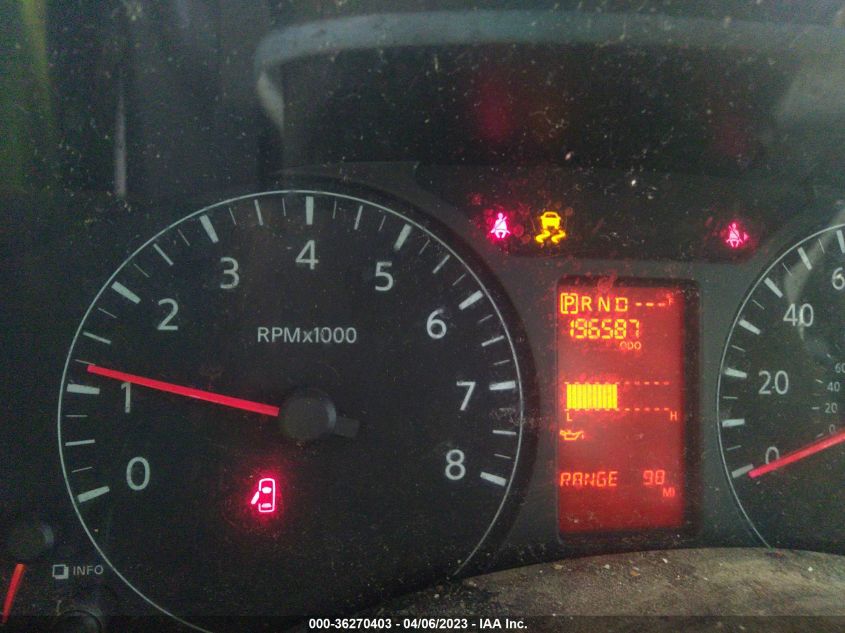 2014 NISSAN NV SV - 1N6AF0LX3EN102699