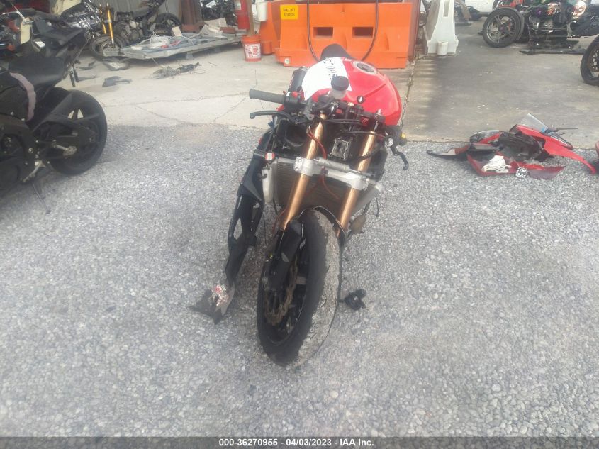 2006 SUZUKI GSX-R1000 JS1GT76A862107755