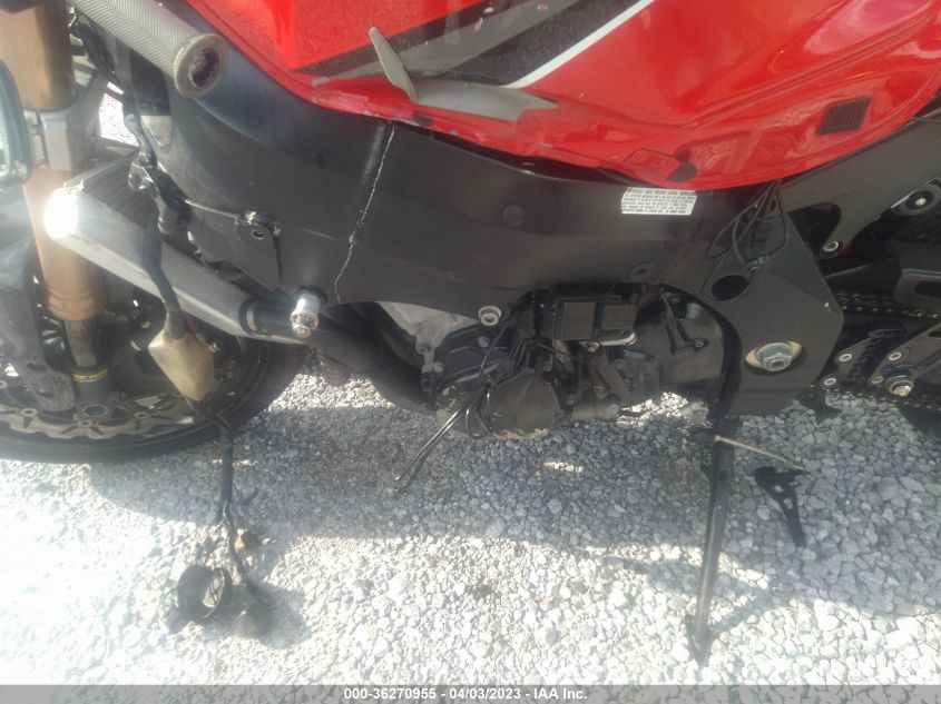 2006 SUZUKI GSX-R1000 JS1GT76A862107755