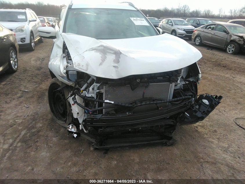 VIN 5N1AT2MV9HC814697 2017 NISSAN ROGUE S