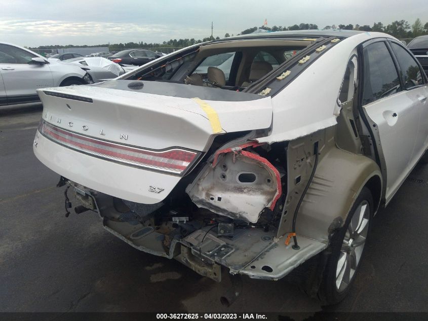 2015 LINCOLN MKZ - 3LN6L2GK8FR610219