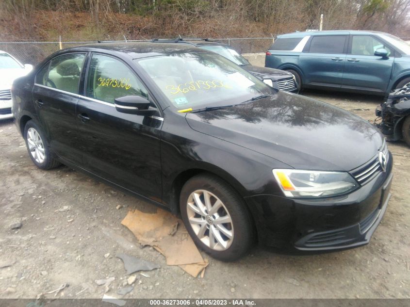 2013 VOLKSWAGEN JETTA SEDAN SE W/CONVENIENCE - 3VWDP7AJ3DM379122