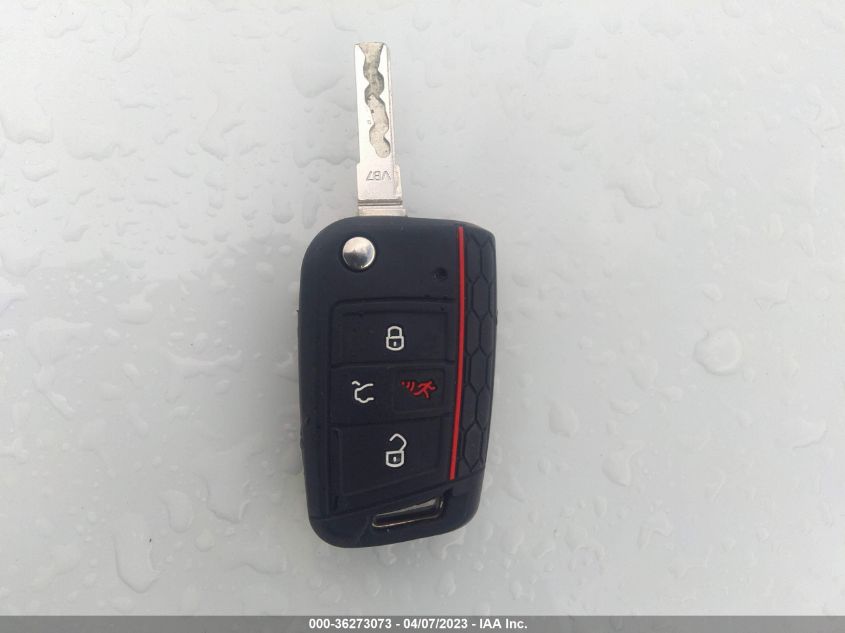 2016 VOLKSWAGEN E-GOLF SEL PREMIUM WVWPP7AU1GW915709
