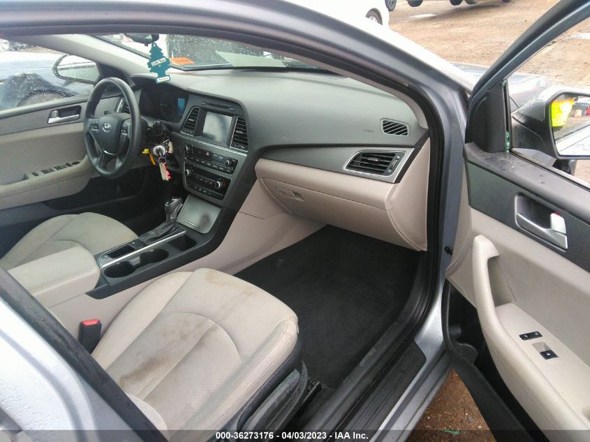 2016 HYUNDAI SONATA 2.4L SE - 5NPE24AF3GH342730